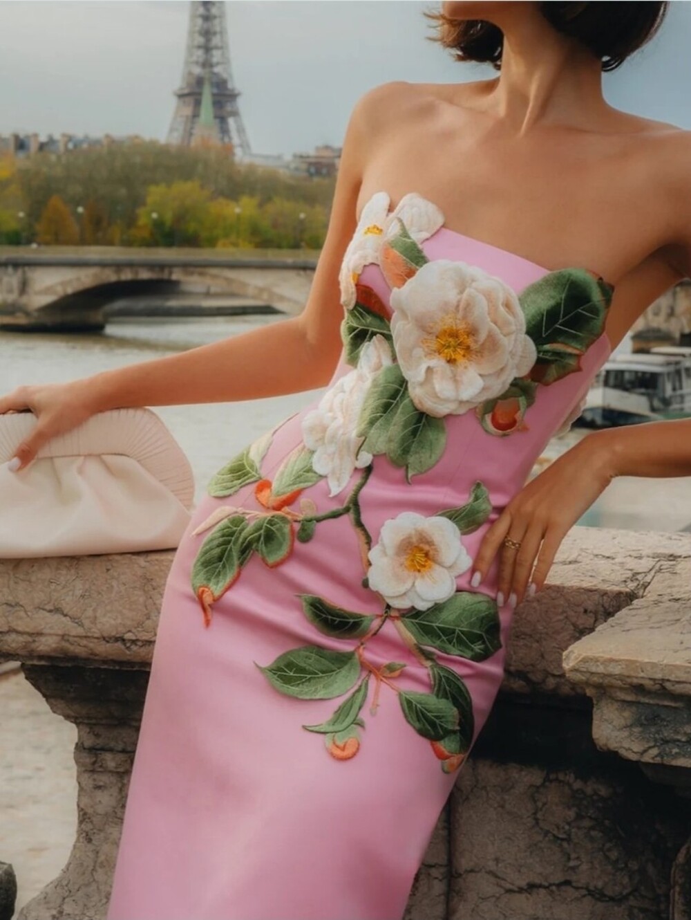 Leo LIN RaynaAppliqué Floral Bustier Maxi Dress - Picture 2 of 12